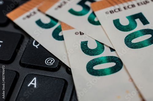 Wallpaper Mural Betrug im Internethandel Torontodigital.ca