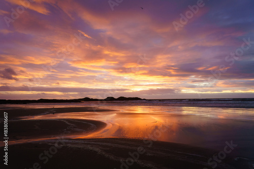 Konstfotografi A beautiful sunset on rhosneigr beach Anglesey