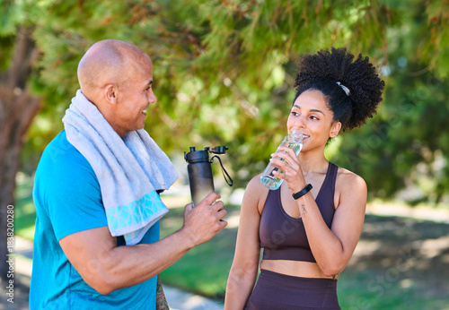 Fényképezés Friends Hydrating After Outdoor Workout: Man With Towel And Woman Drinking Water
