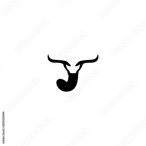 Minimalist Bull Head Shape Le...
