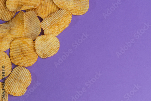 large ribbed potato chips with bacon flavor