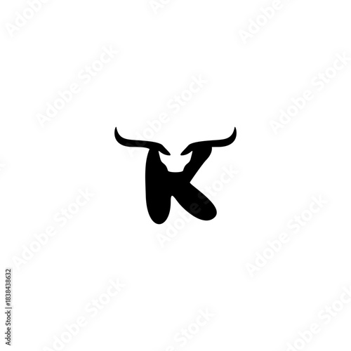 Minimalist Bull Head Shape Le...