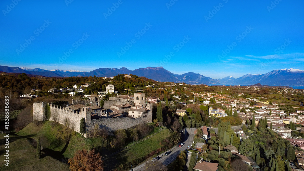 Fototapeta premium CASTELLO DI PADENGHE SUL GARDA