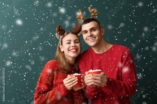 Beautiful young couple in r...
