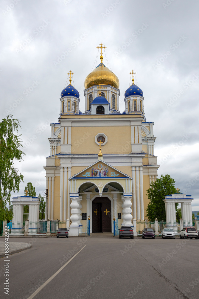 Obraz premium Entrance to the ancient Cathedral of the Ascension of the Lord. Yelets, Lipetsk region