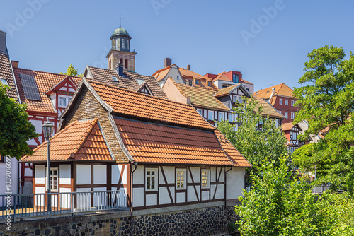 Fototapeta Naklejka Na Ścianę i Meble -  Houses along the Lauter valley, a small river running throught he town