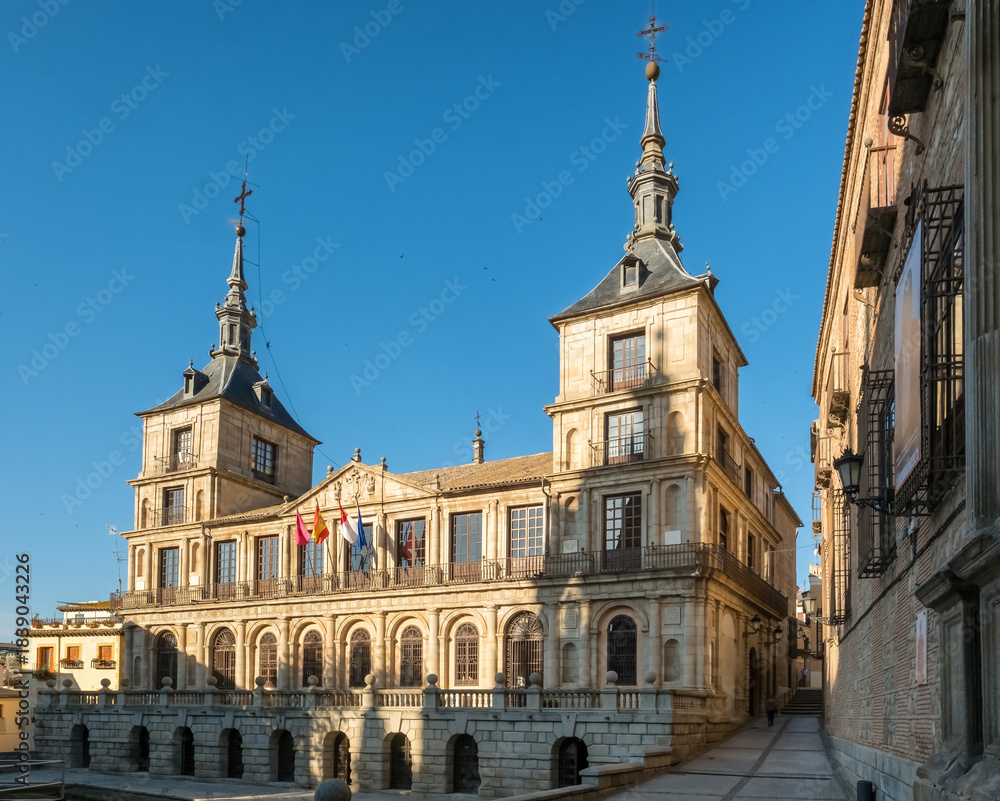 Fototapeta premium City hall at Plaza del Ayuntamiento, Toledo, Spain