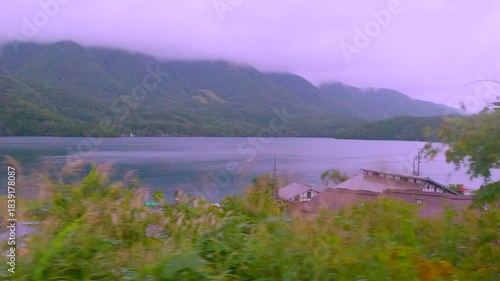 車の窓から見える綺麗な景色