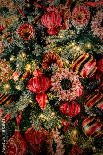 Christmas Tree Bauble & Hanging Decorations