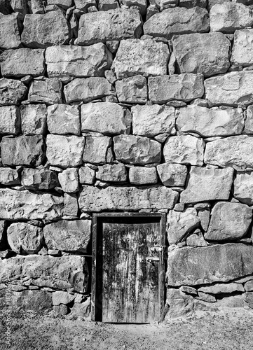Qasr al-Azraq (Azraq Castle): Historic black basalt Roman/Ayyubid fortress in Jordan's desert. Famous T.E. Lawrence Arab Revolt HQ.