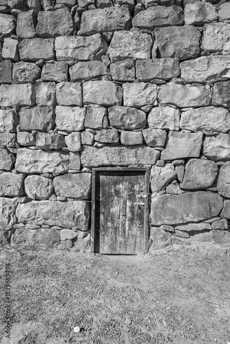 Qasr al-Azraq (Azraq Castle): Historic black basalt Roman/Ayyubid fortress in Jordan's desert. Famous T.E. Lawrence Arab Revolt HQ.