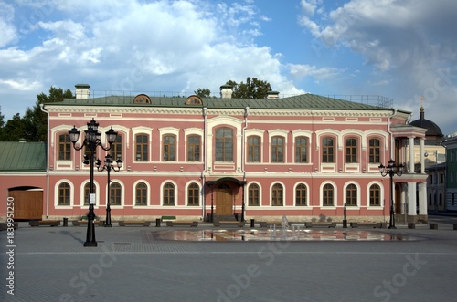 Tver, the new light and music fountain on Cathedral Square