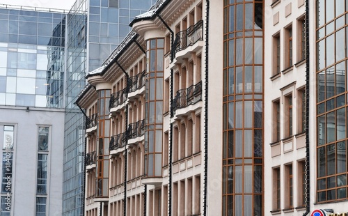 Fototapeta Naklejka Na Ścianę i Meble -  facade of an apartment building