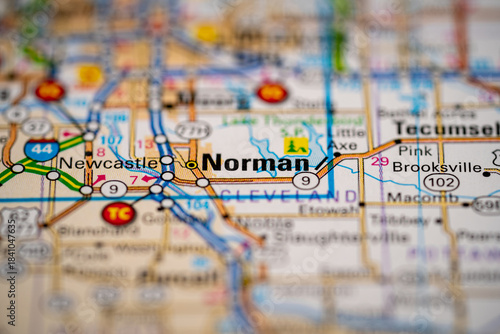Obraz na plátně Norman, Oklahoma in the United States, highlighted on a world map