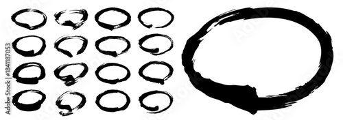 筆で書いた丸のベクター素材のセット