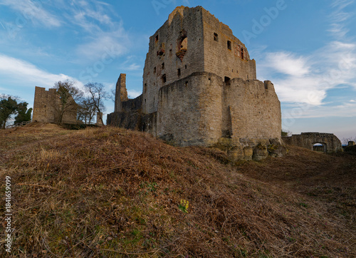 Abendstimmung an der Burgruine Homburg und dem Naturschutzgebiet Ruine Homburg, Unterfranken, Franken, Bayern, Deutschland