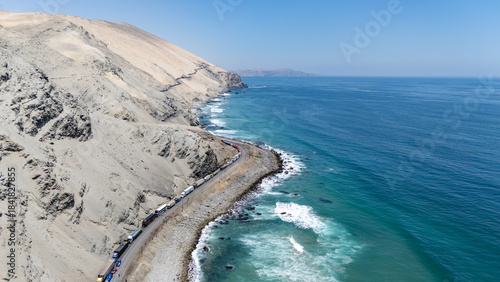 Embouteillage sur la Transamerica au Pérou