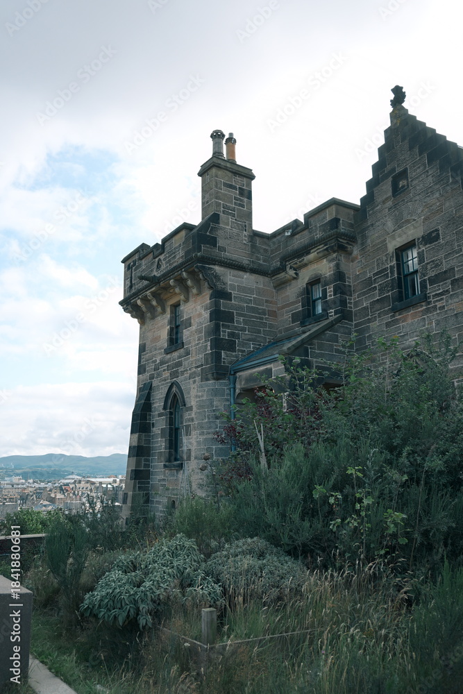 Obraz premium Building in Edinburgh 