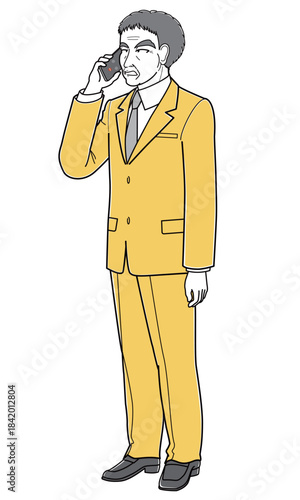 スマートフォンで電話しているスーツの中年男性（シンプル）