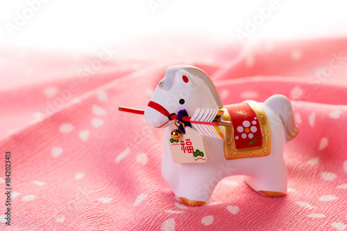 うま年干支の置物