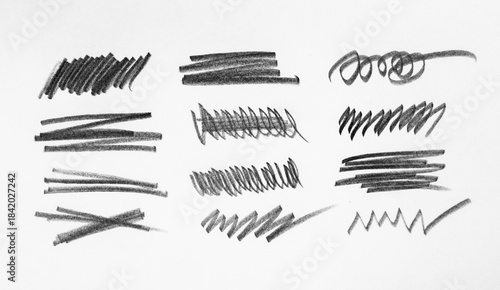 Fotografi Set hand draw hatching isolated on white, lead pencil