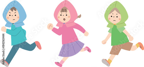 防災頭巾を被って走る子ども