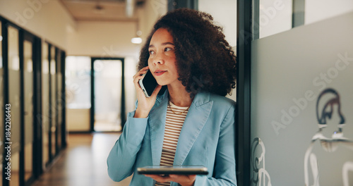 Billede på lærred Thinking, business and woman with phone call in lobby for discussion, contact editor and feedback