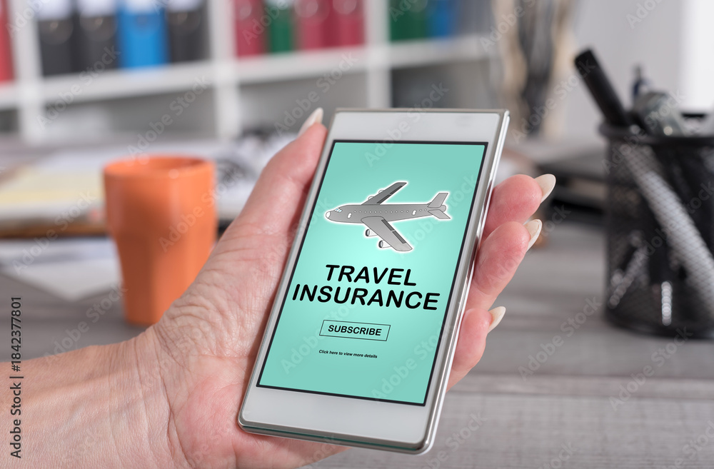 Obraz premium Travel insurance concept on a smartphone