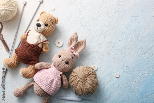Knitted toys with yarn and ...