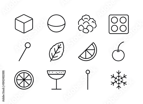 Cocktail Icon Set. Cocktail ice decorations. Line icon set of Co