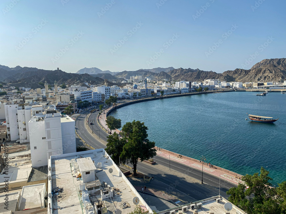 Obraz premium Aerial view of Mutrah Corniche in Muscat, Oman.