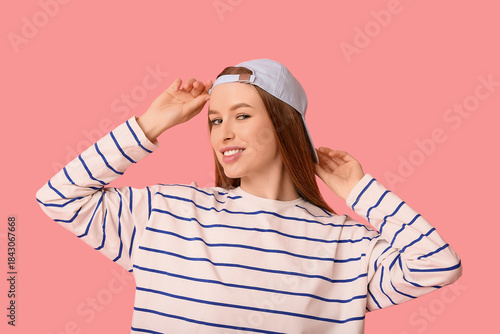Beautiful young woman in st...