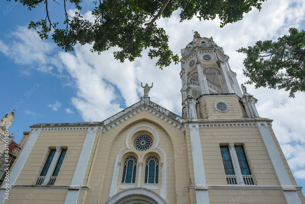 Fototapeta premium Panama City, Panama - December 8, 2025: Church Of Saint Francis Of Assisi in Panama City, Panama.