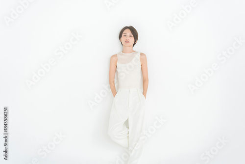 健康的な女性のビューティーポートレート