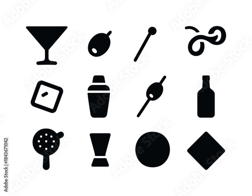 Martini Icon Set. Martini. Solid icon set of martini: martini gl
