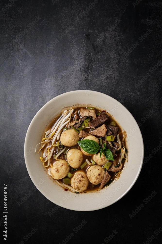 Fototapeta premium Authentic Thai Boat Noodles (Kuay Tiao Reua)