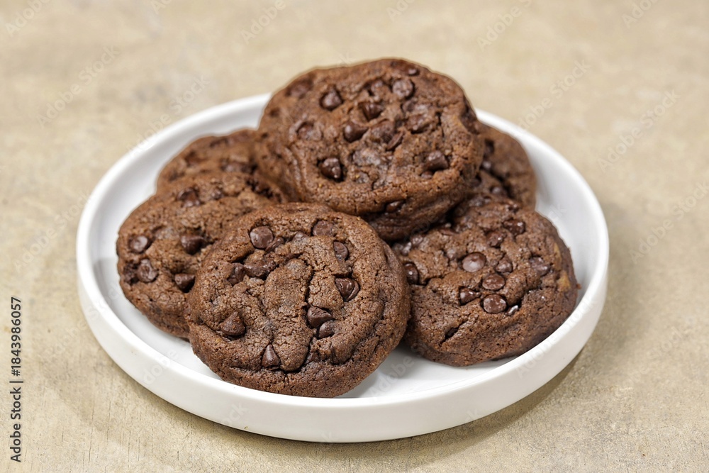 Fototapeta premium Chocolate soft cookies decorate topping with chocolate chip
