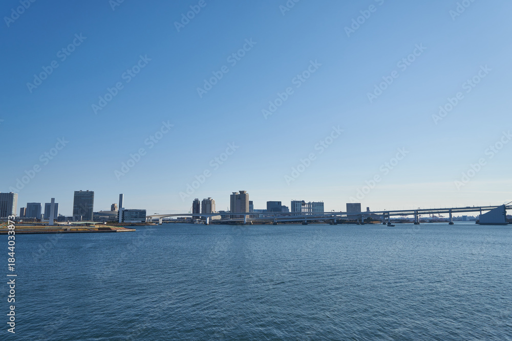 Naklejka premium 東京都 晴海客船ターミナルからお台場の眺め
