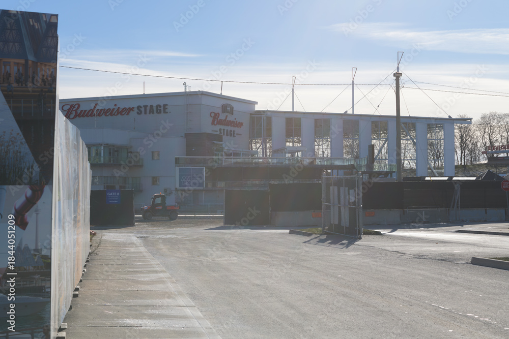 Fototapeta premium Budweiser Stage now called RBC Amphitheatre a live music venue, located at 909 Lake Shore Blvd W, Toronto (solar flare)