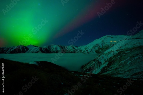 Fotografie Aurora Australis southern lights over Mt Hutt, Canterbury New Zealand suitable f