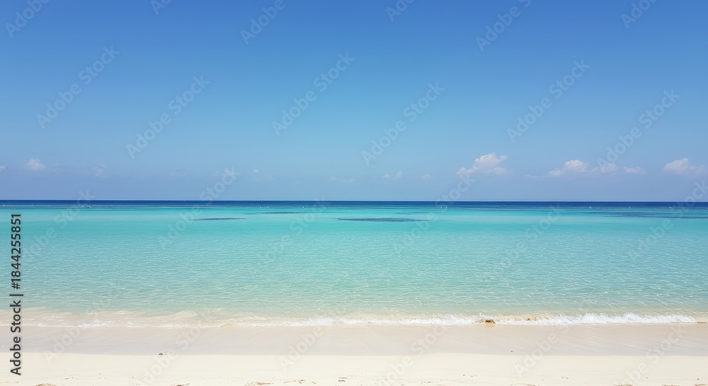Fototapeta premium Blurred beach scene with clear sky