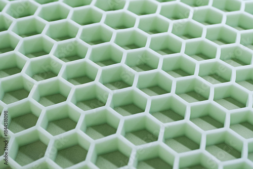 Hexagonal cells of honeycomb filler for orthopedic mattresses