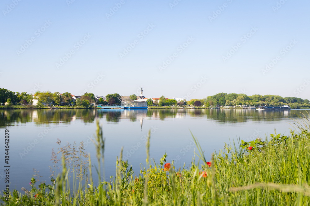 Obraz premium Panorama of Tulln an der Donau with waterfront and town skyline