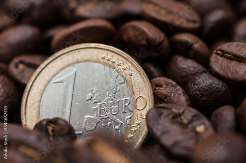 Wallpaper Mural Kaffeebohnen Kaffeepreise in Europa Torontodigital.ca