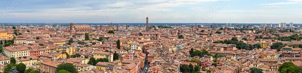 Fototapeta premium Historic cityscape and medieval towers - Bologna, Italy
