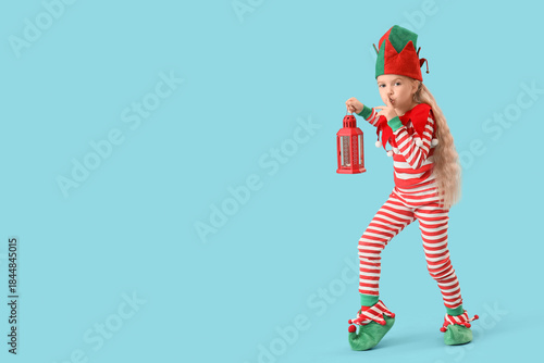 Cute little girl in elf cos...