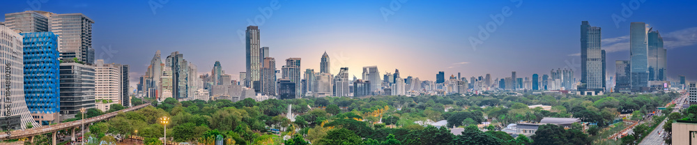 Obraz premium 14 December 2025 View of Lumphini Lumpini Park at Si Lom Silom taken from Central Park Mall in BKK Bangkok Thai Thailand 