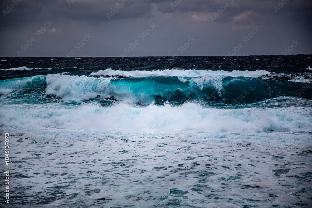 Fototapeta premium 奄美大島の冬の海。