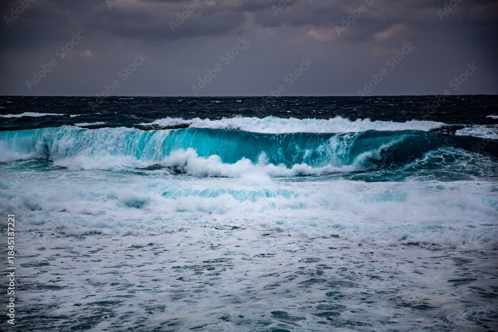 Fototapeta premium 奄美大島の冬の海。