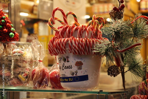 christmas tree decorations